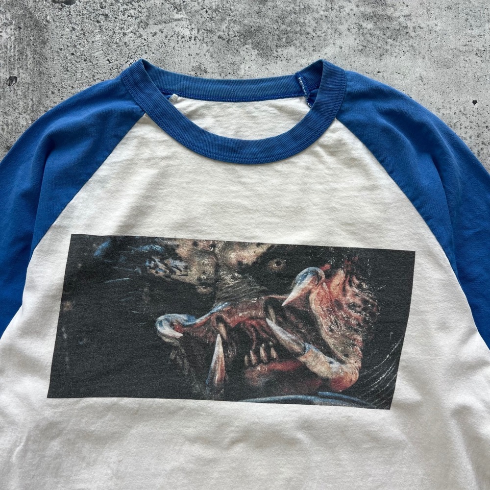 Vintage Predator T-Shirt Mens Medium White Blue Movie Sci-Fi Raglan Alien Y2K - Picture 2 of 14